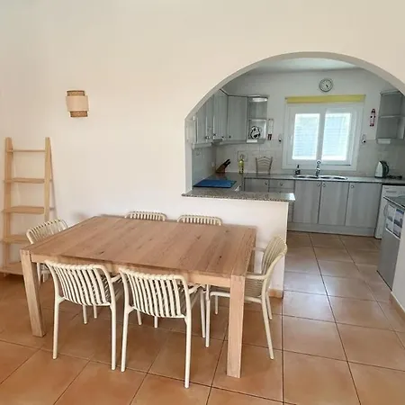 Casa Trebaluger - 6 People 빌라