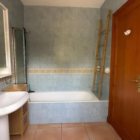 Casa Trebaluger - 6 People Villa